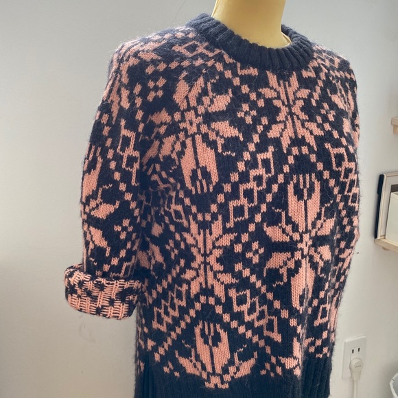 Warm H&M sweater - Picture 2 of 13